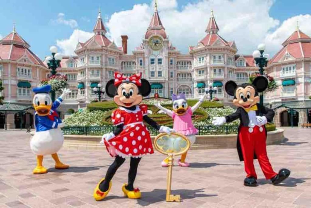 Le Regence, Terrasse, Serris Disney Bagian luar foto